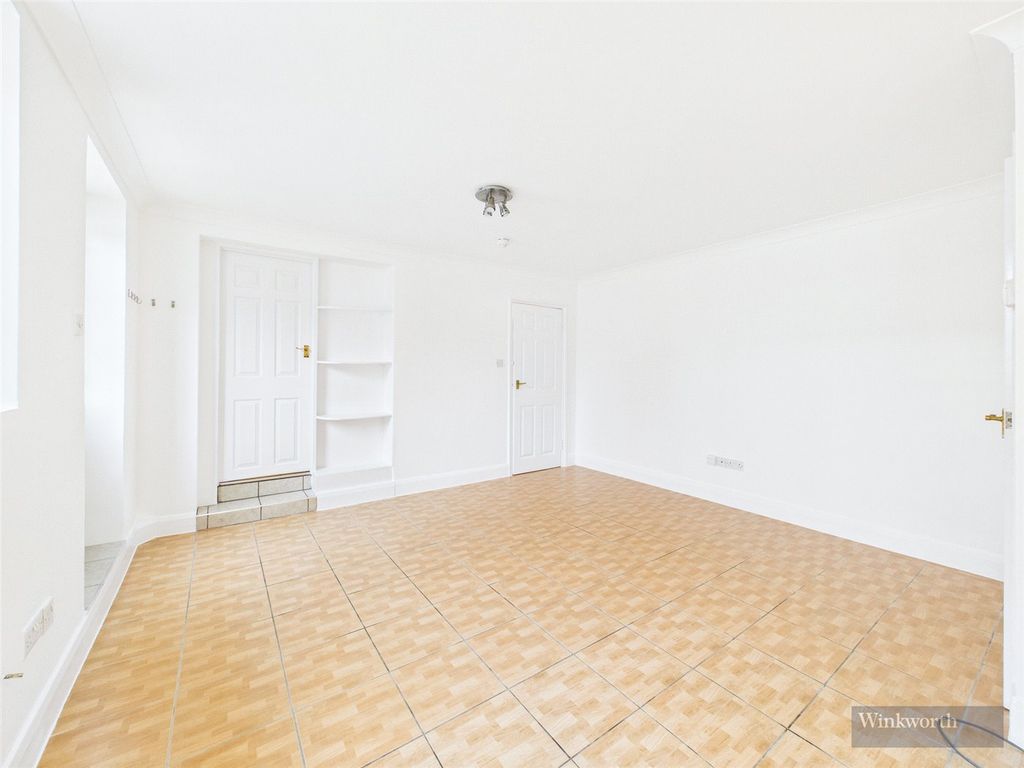 Property photo 3 of 8 Picture No. 04