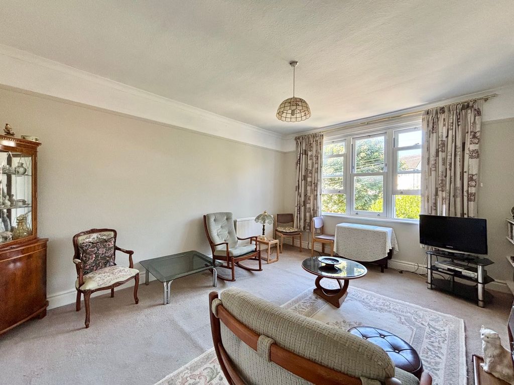 Property photo 3 of 14