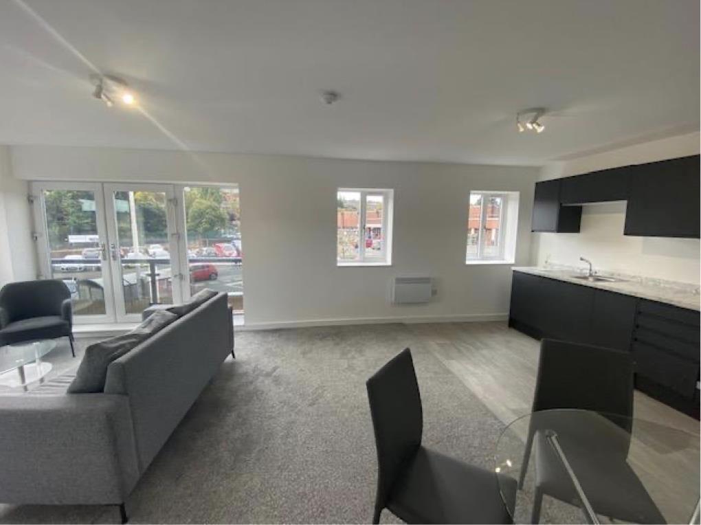 Property photo 2 of 6 Lounge Pic 1.Png