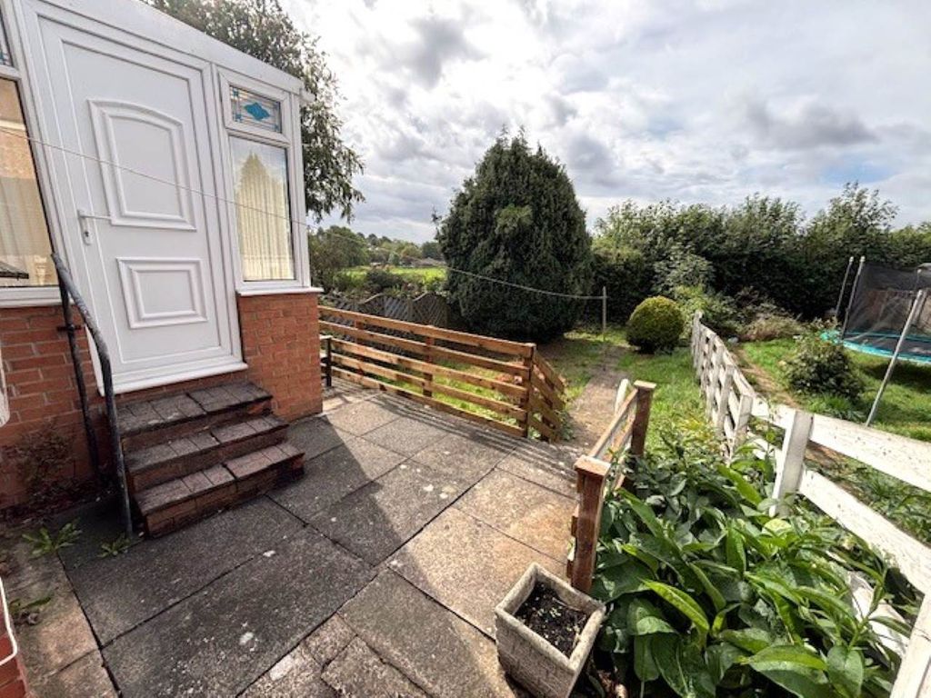 Property photo 2 of 3 Image38
