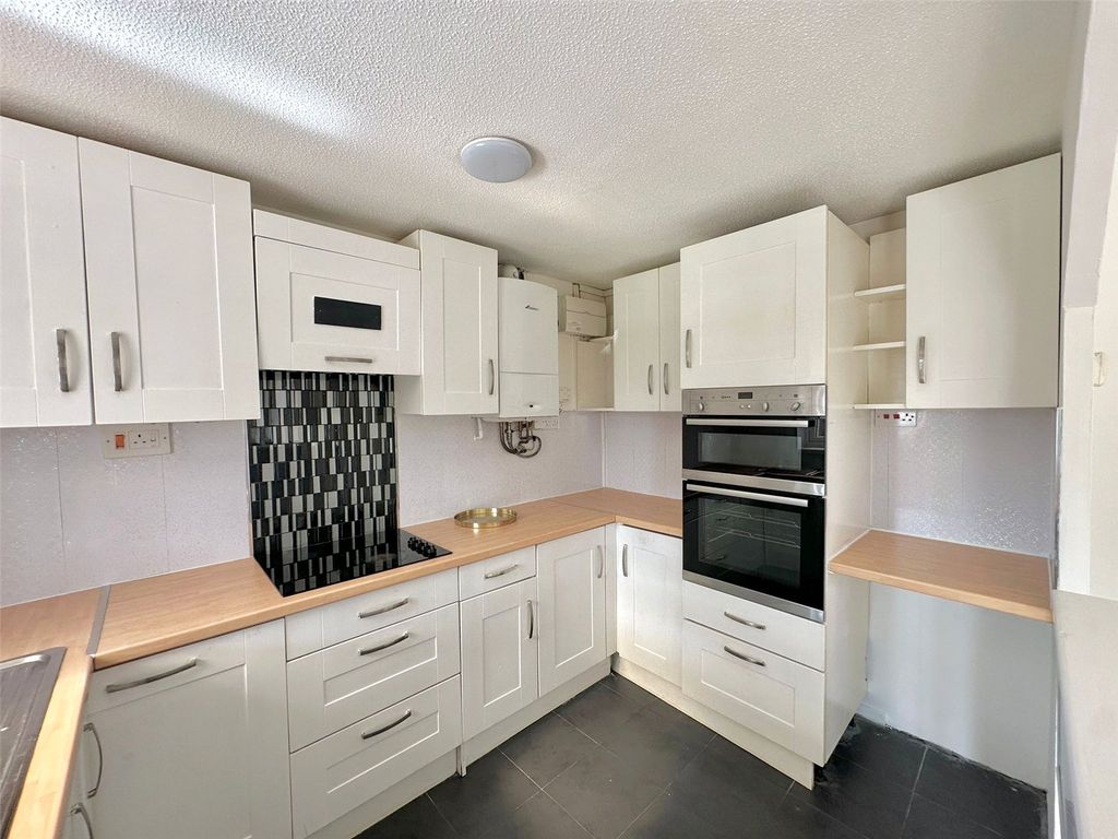 Property photo 3 of 19 Picture No. 21