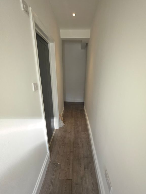 Property photo 1 of 9 Ground Floor Flat With Garden