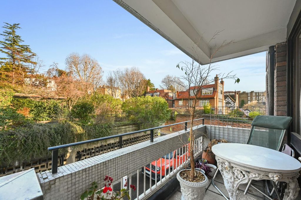 Property photo 3 of 13 Tec - Flat 7, Marlborough - Balcony3 (1).Jpg