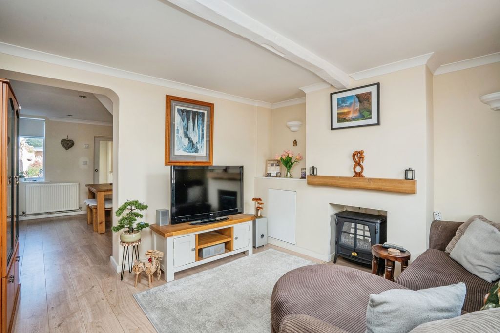 Property photo 3 of 19 Pbox-Img.Jpg