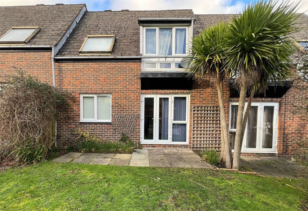 Property photo 1 of 21 Picture No. 24