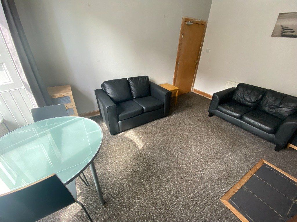 Property photo 3 of 8 Photo 3