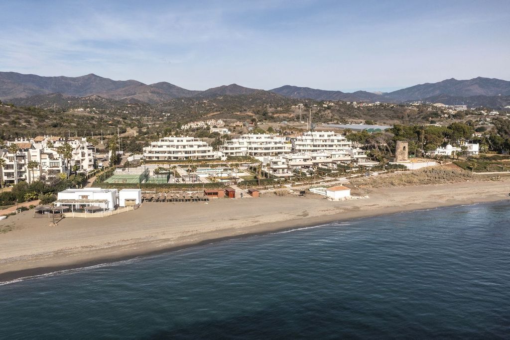 Property photo 1 of 45