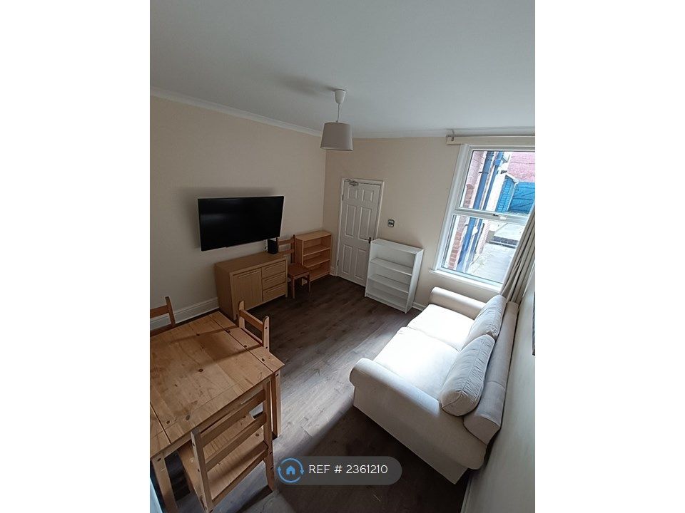 Property photo 1 of 27