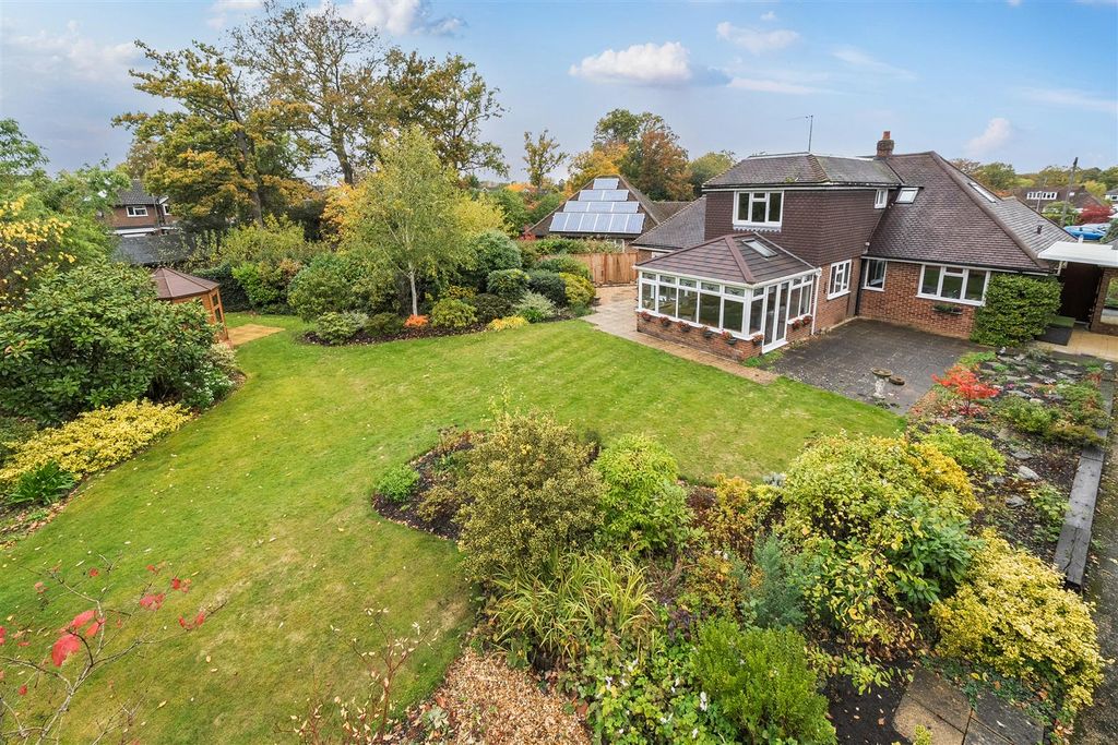 Property photo 2 of 28 1373559-3-6902470472E85.Jpg