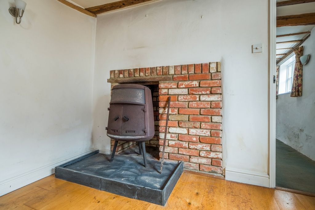 Property photo 3 of 21