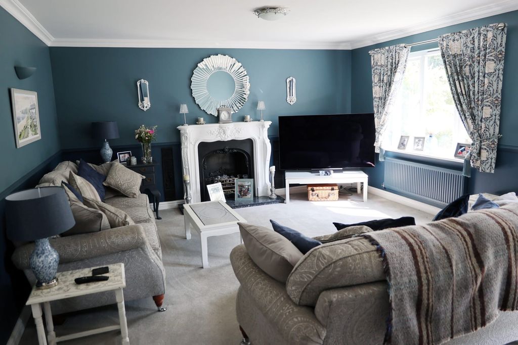Property photo 3 of 32 Ef6996d1-922c-4c20-A935-F7Be675Fed5B
