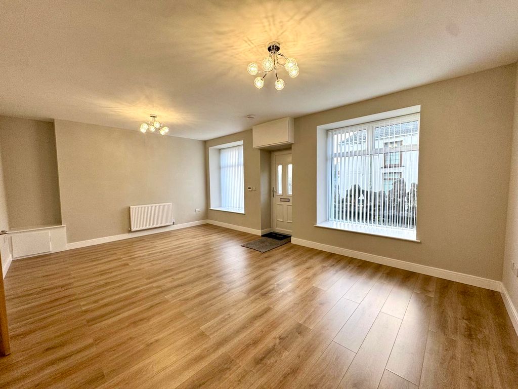 Property photo 2 of 17 Img_1505.Jpeg