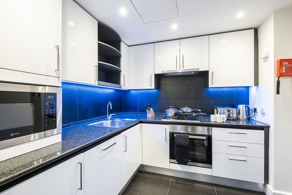 Property photo 2 of 15 Kitchen