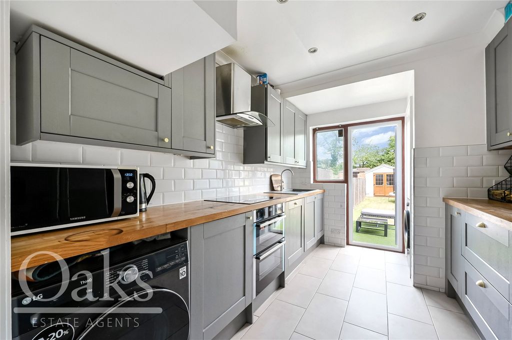 Property photo 2 of 12 Picture No. 25