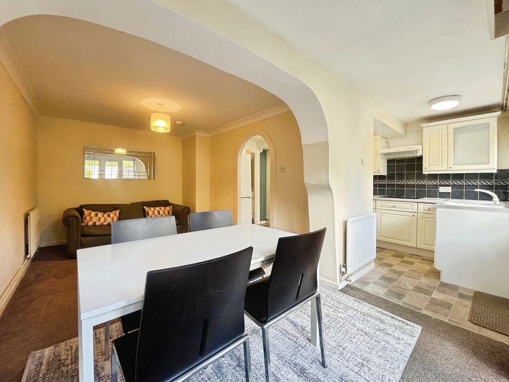 Property photo 3 of 13 Pbox-Img.Jpg