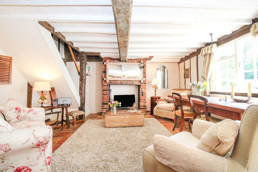 Property photo 3 of 21 Sitting Room