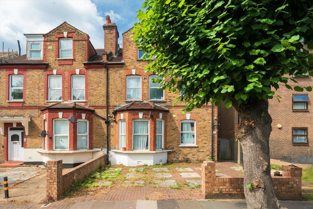Property photo 1 of 6