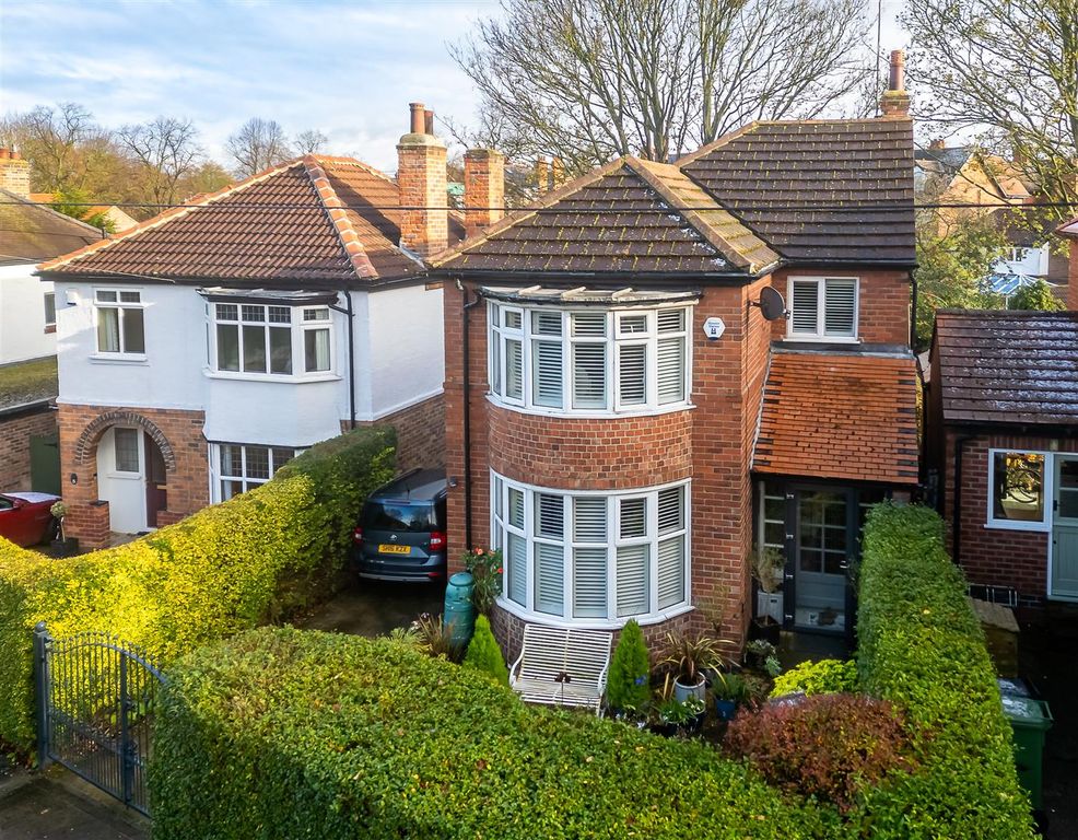 Property photo 2 of 22 External