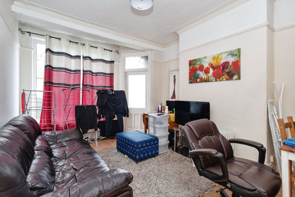 Property photo 2 of 16 Photography