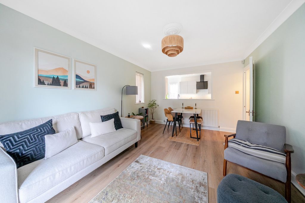 Property photo 1 of 14 Reception Room