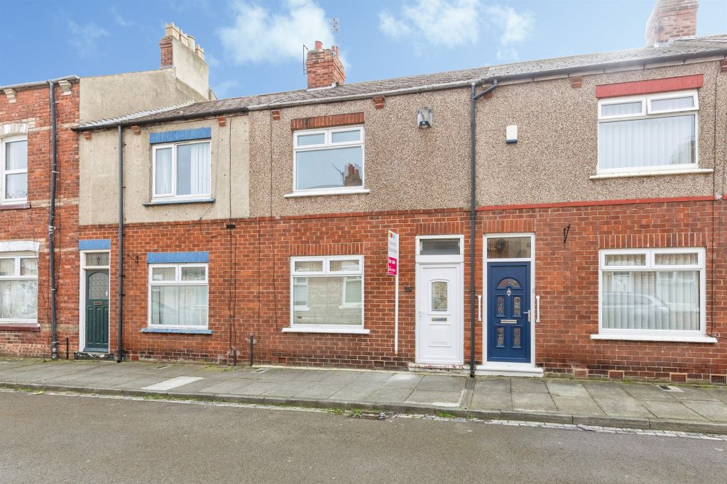 Property photo 1 of 17