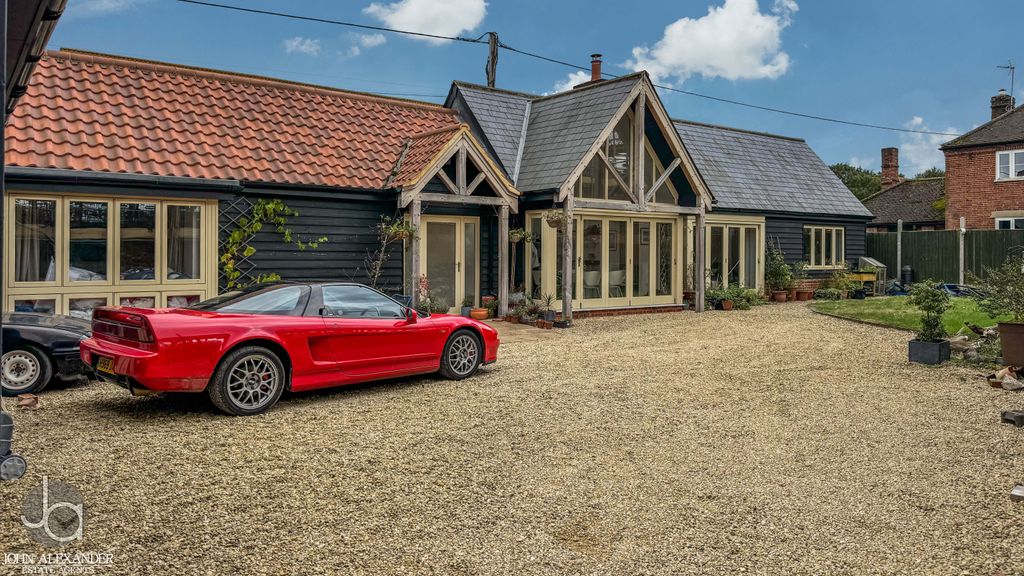 Property photo 1 of 13 Img_8388