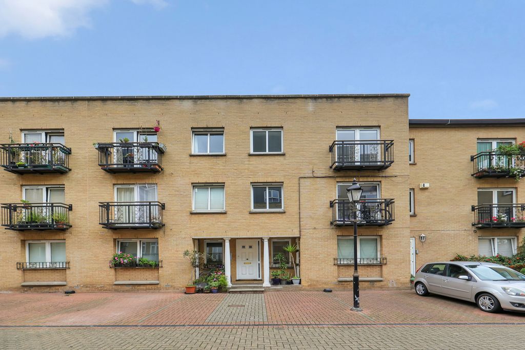 Property photo 1 of 11 Picture No. 01