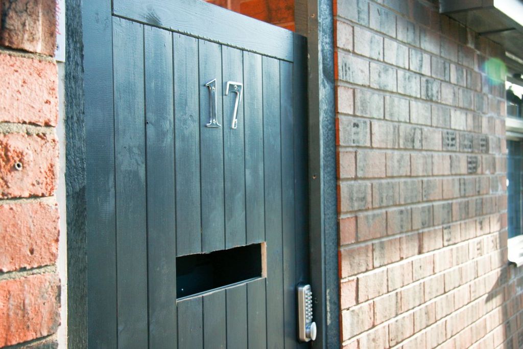 Property photo 3 of 17 3