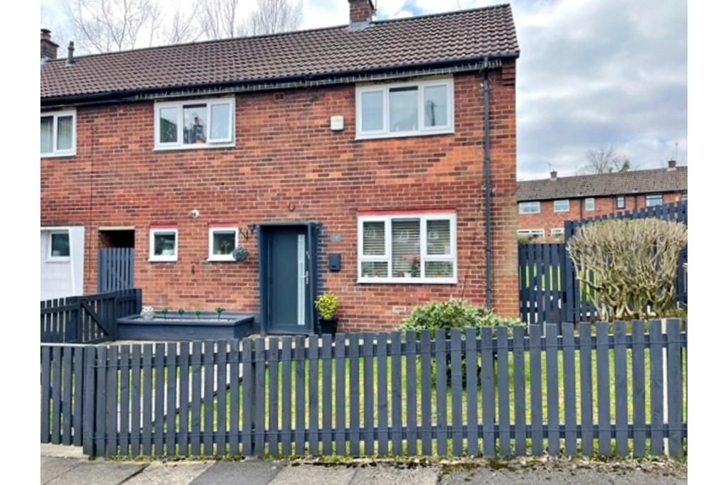 Property photo 1 of 12
