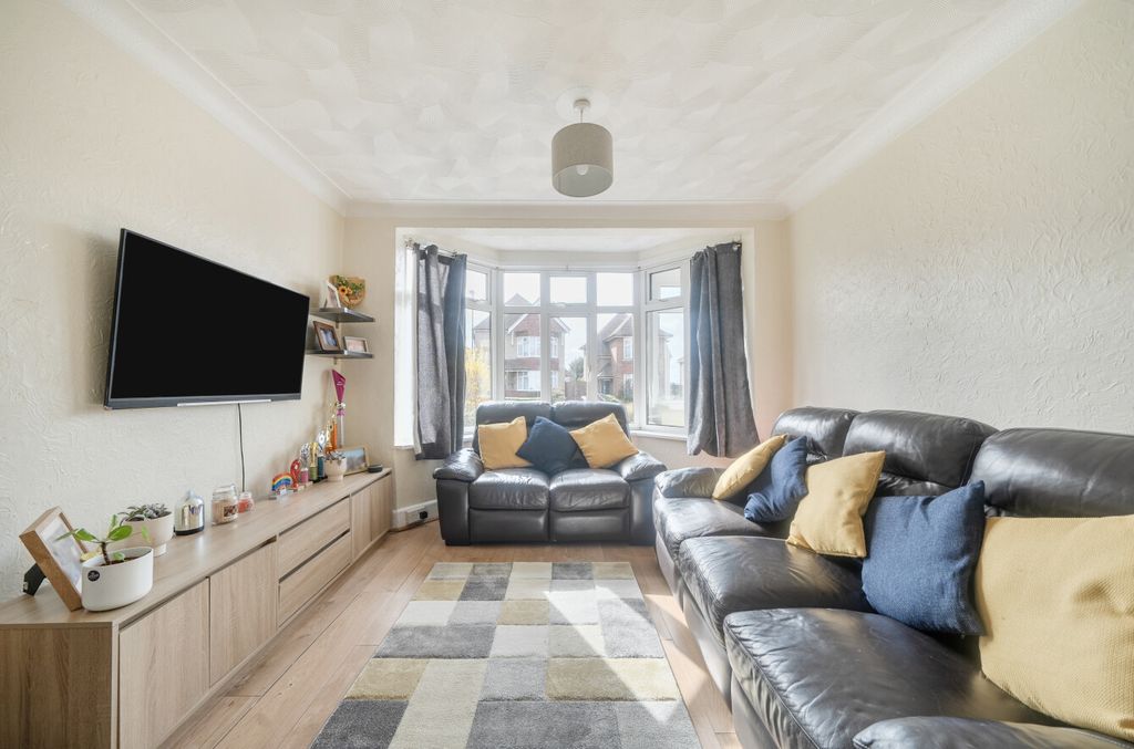 Property photo 2 of 13 1423522-19-69B060...