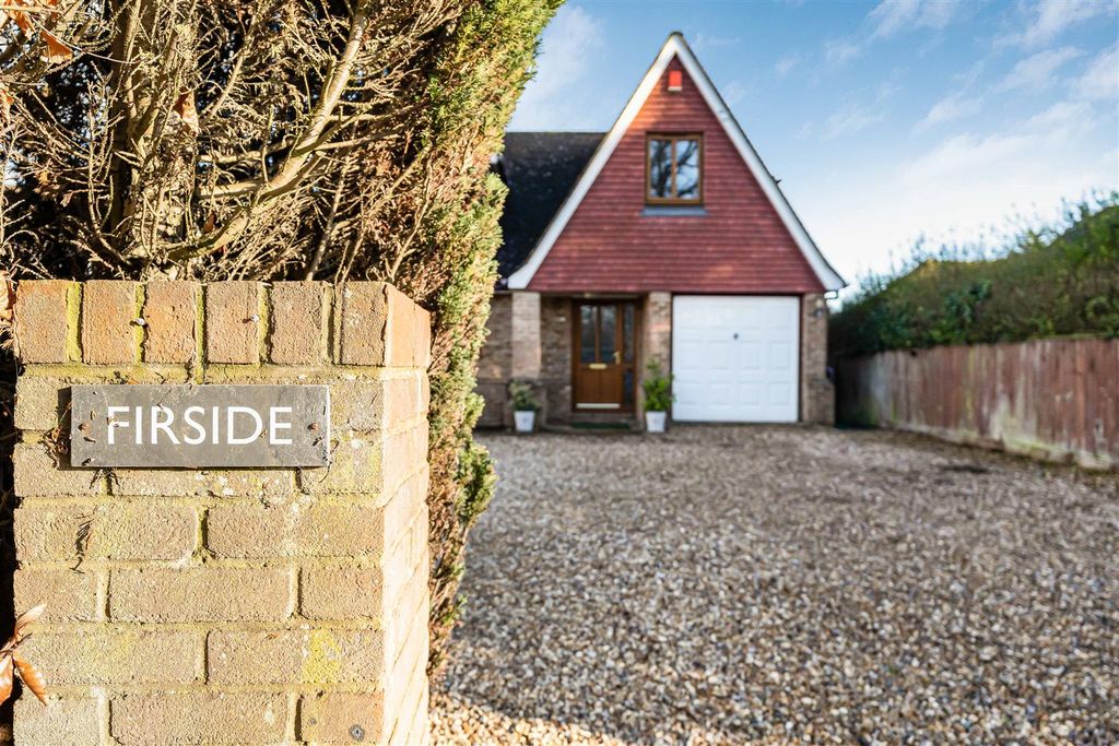 Property photo 2 of 39 Front