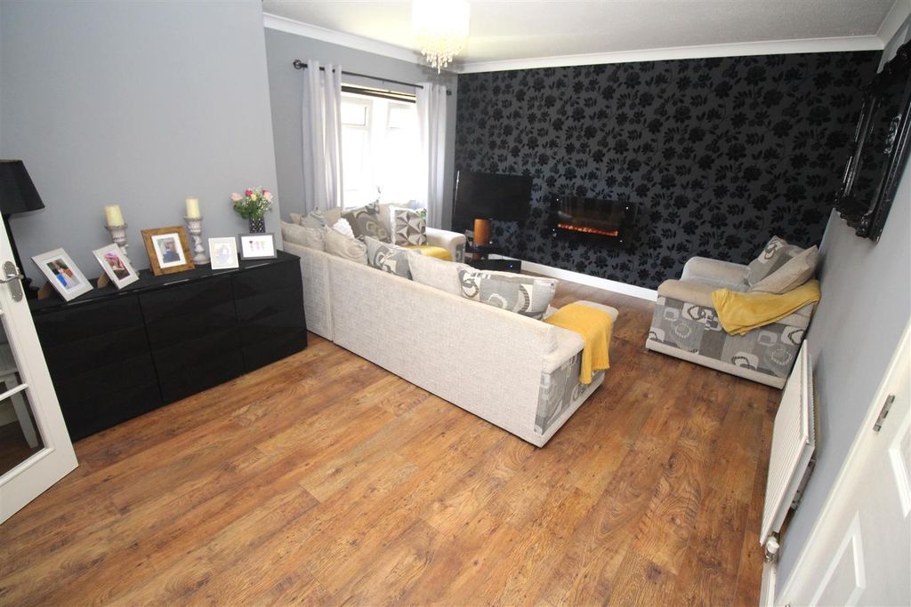 Property photo 2 of 21 Img_1375.Jpg