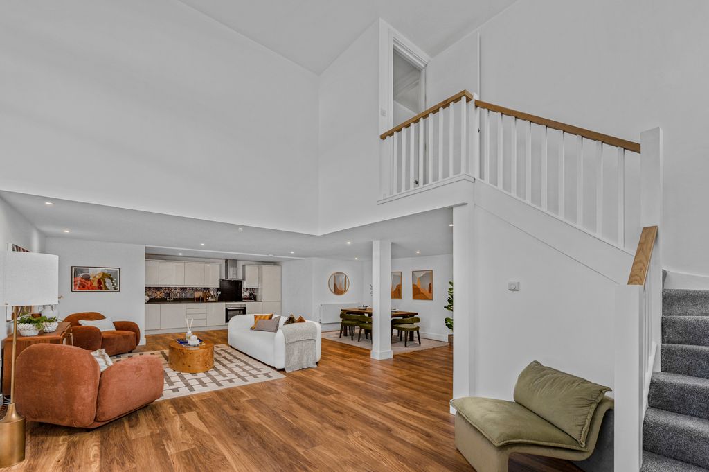 Property photo 2 of 11 Picture No. 04