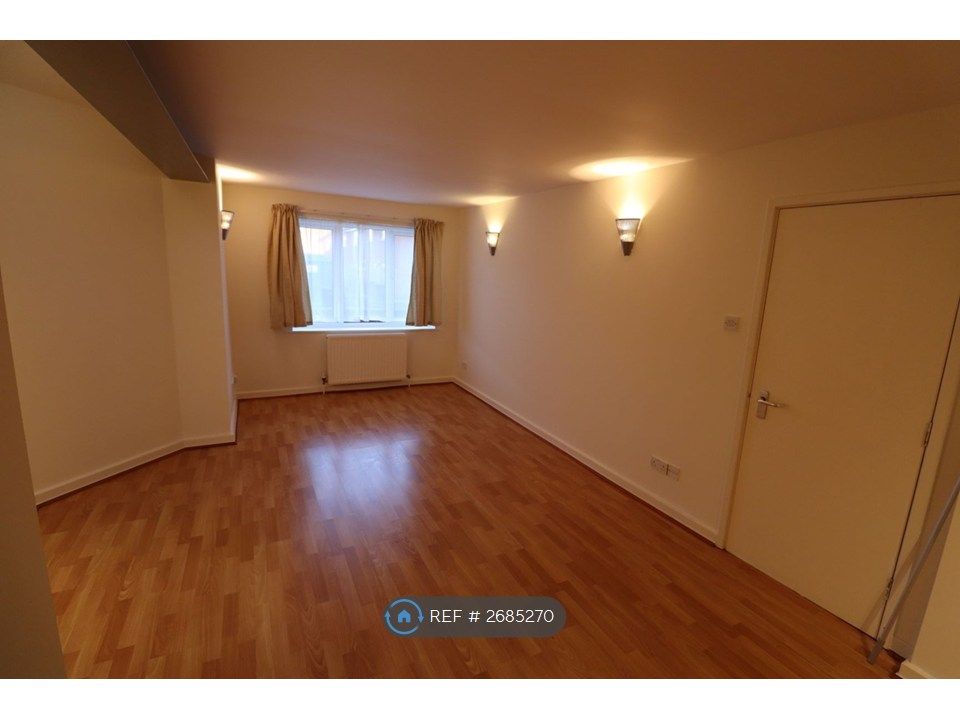 Property photo 2 of 8 Living Room