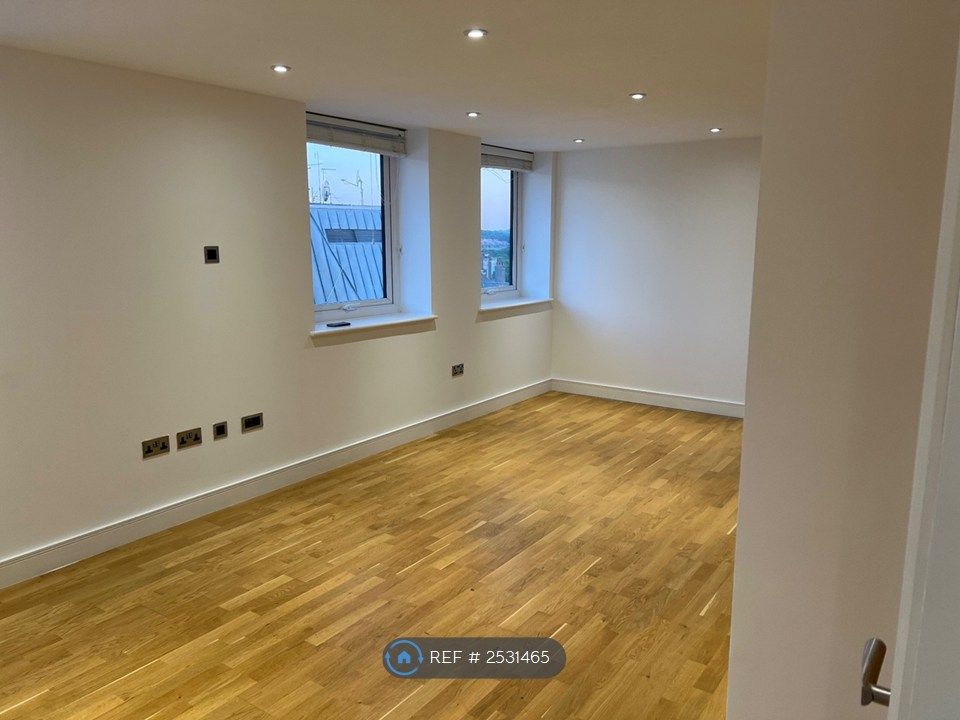Property photo 1 of 9 Open Plan Living Space