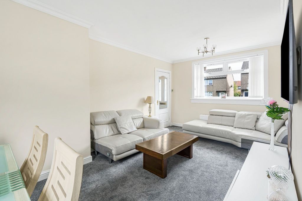 Property photo 3 of 25 4504658