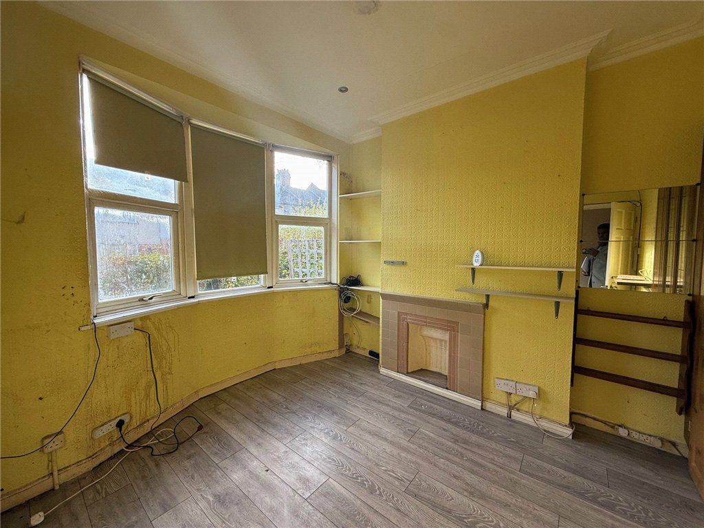 Property photo 2 of 12 Picture No. 04