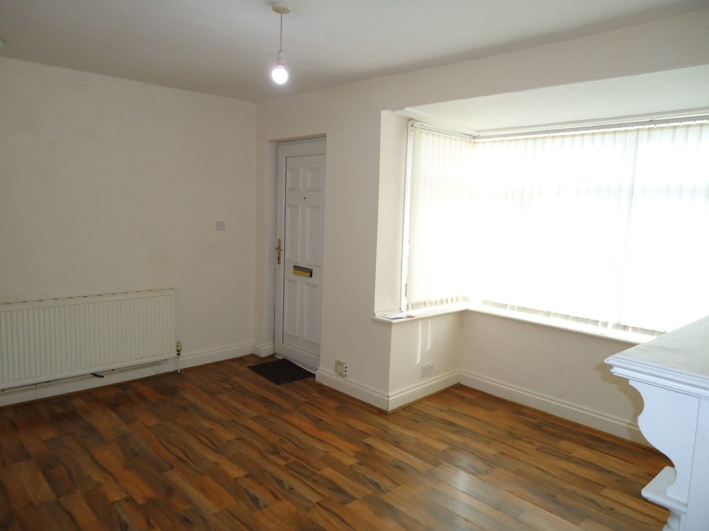 Property photo 3 of 14 Dsc02111