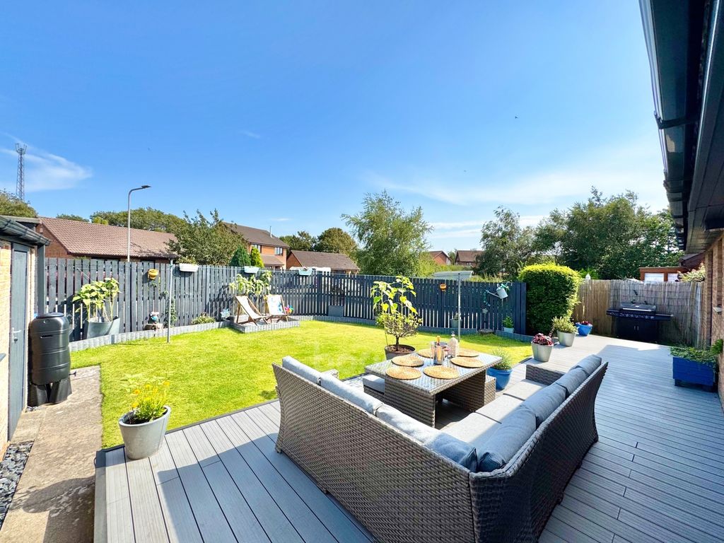 Property photo 3 of 44 Img_9945