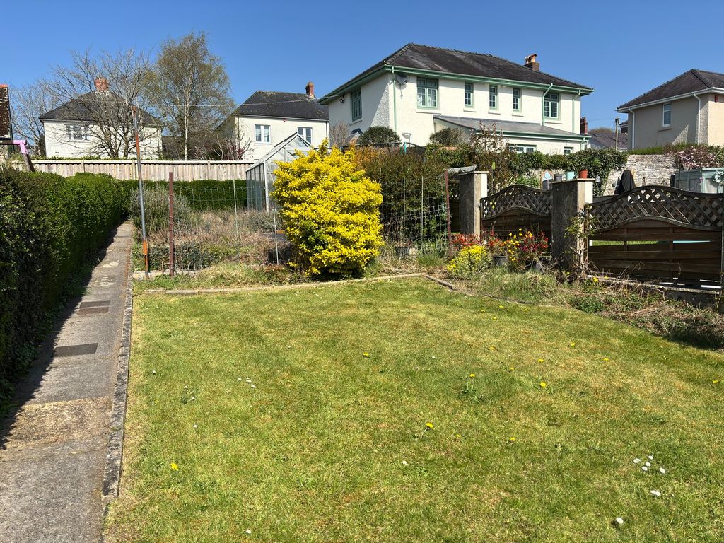 Property photo 2 of 15