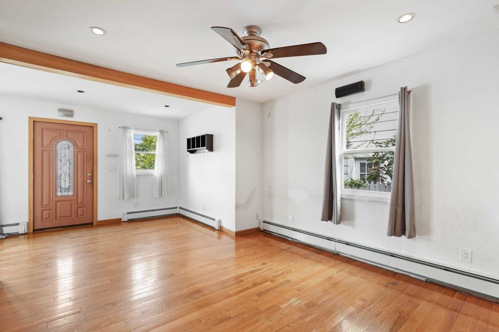 Property photo 2 of 23 <Alttext/>