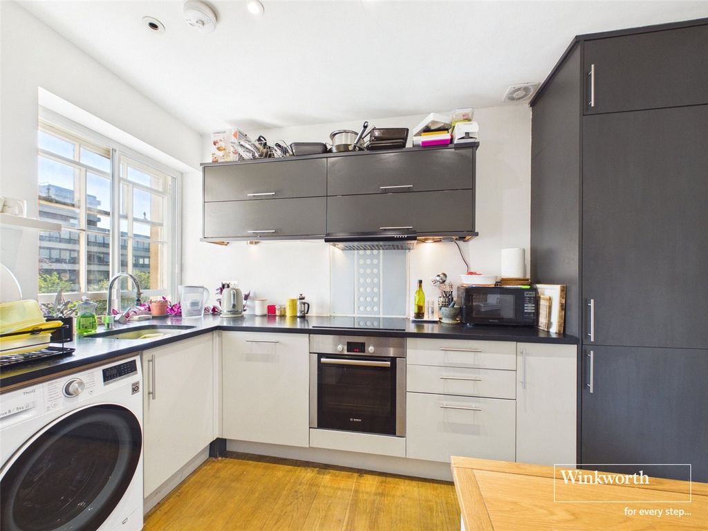 Property photo 2 of 15 Picture No. 04