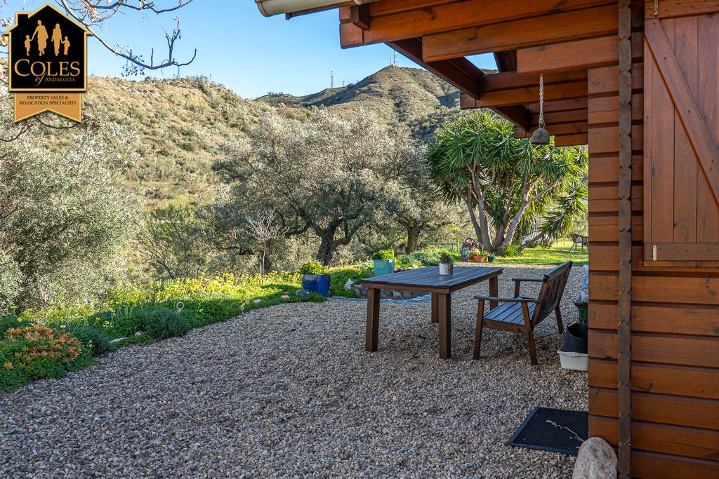 Property photo 2 of 42