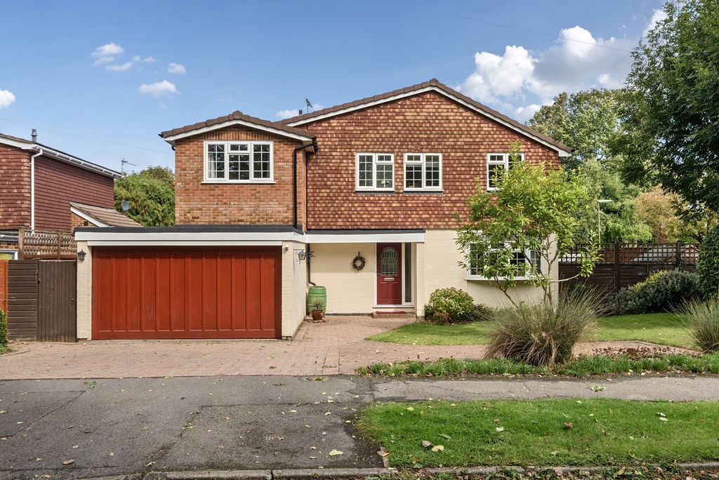 Property photo 1 of 21 1354704-1-68c822E...