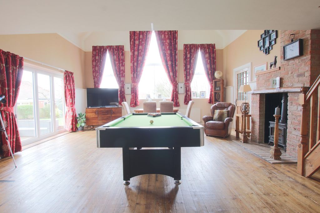 Property photo 3 of 24 4260148