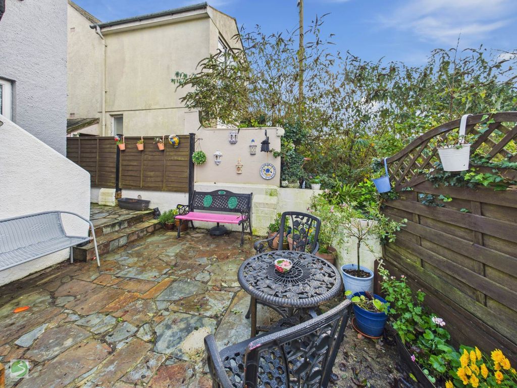 Additional image 14 of 2 bed flat for saleBay View Road, East Looe PL13