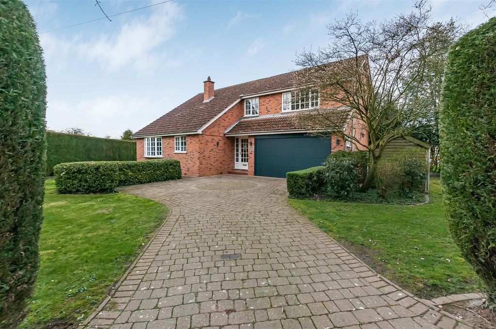 Property photo 1 of 23 Padley House, 3 Mason Drive28.Jpg
