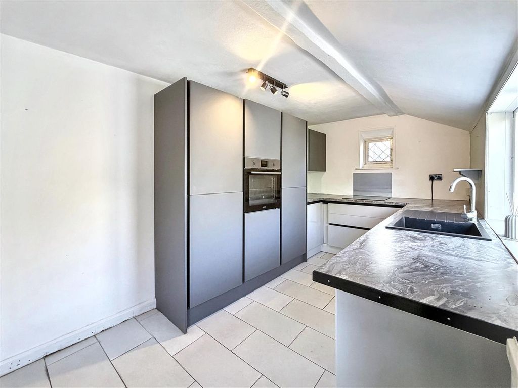 Property photo 3 of 23 Img_9436.Jpg