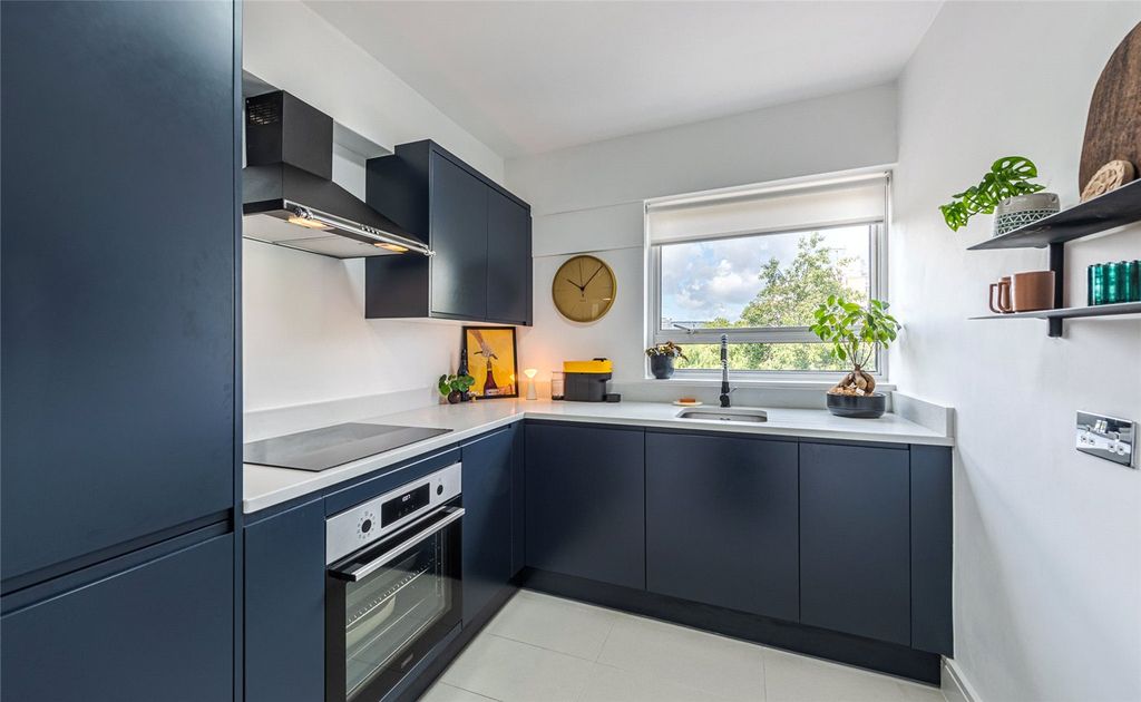 Property photo 2 of 10 Picture No. 05