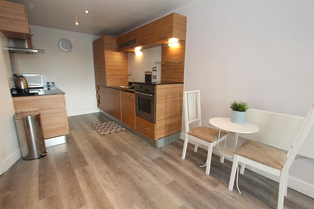 Property photo 2 of 11 Dining.Jpg